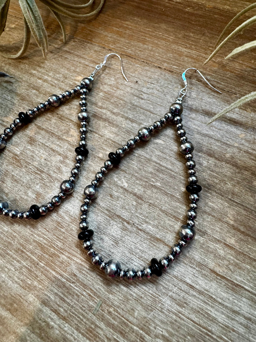 Sterling Silver Pearl & Black Onyx Teardrop Earrings