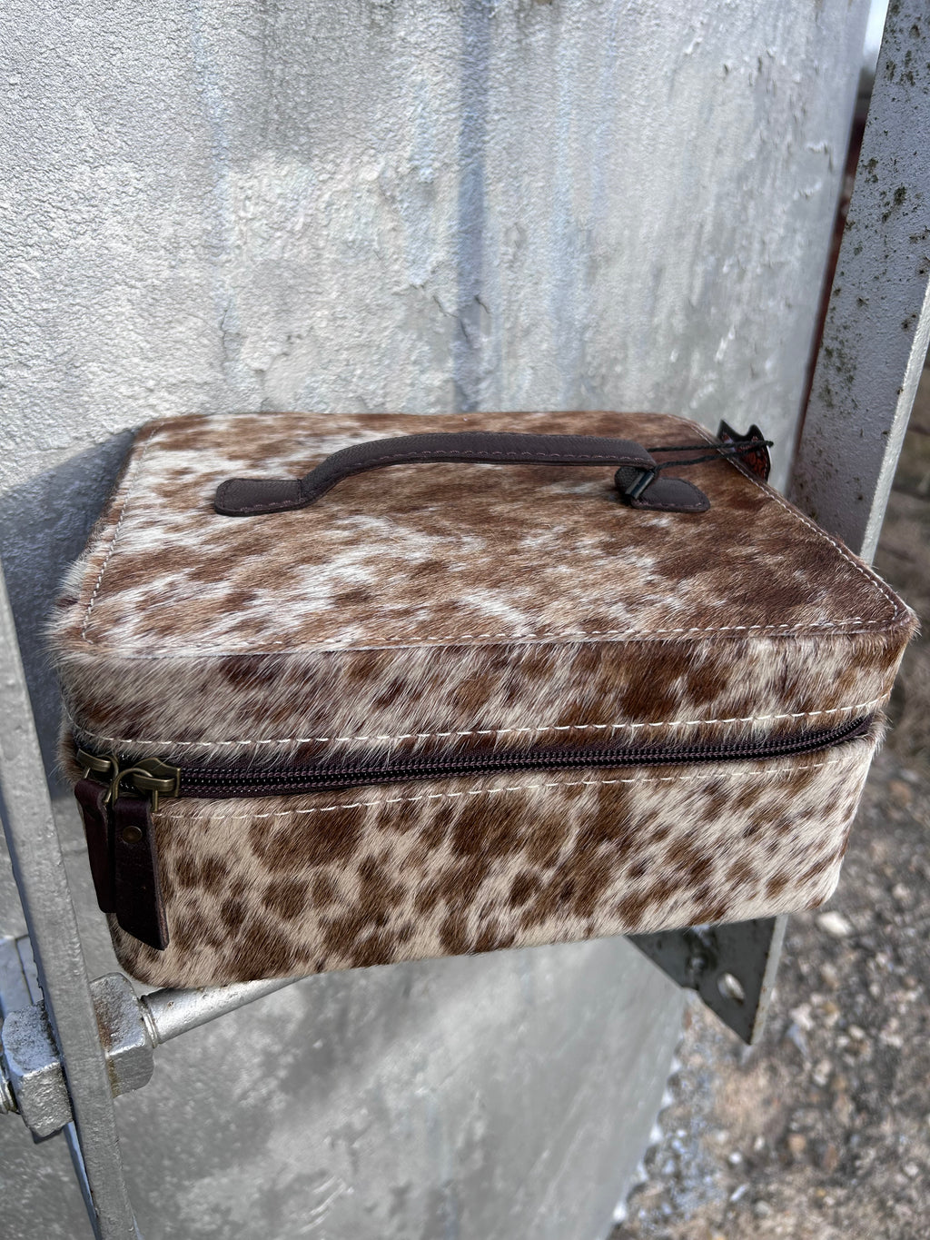 The Frontier Jewelry Case