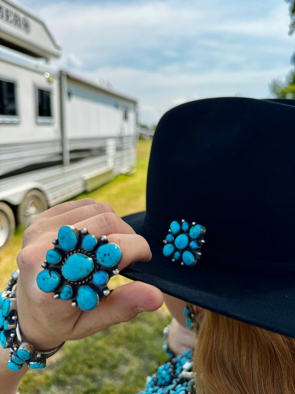 Complete Squash Blossom Set – Kingman Turquoise – Sterling Silver – Navajo Made by Wilson Dawes